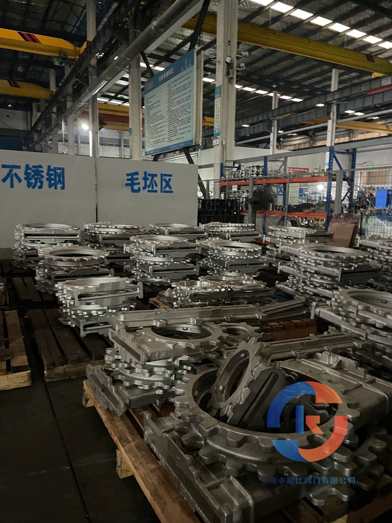 提高式调节阀的构造特点是什么？